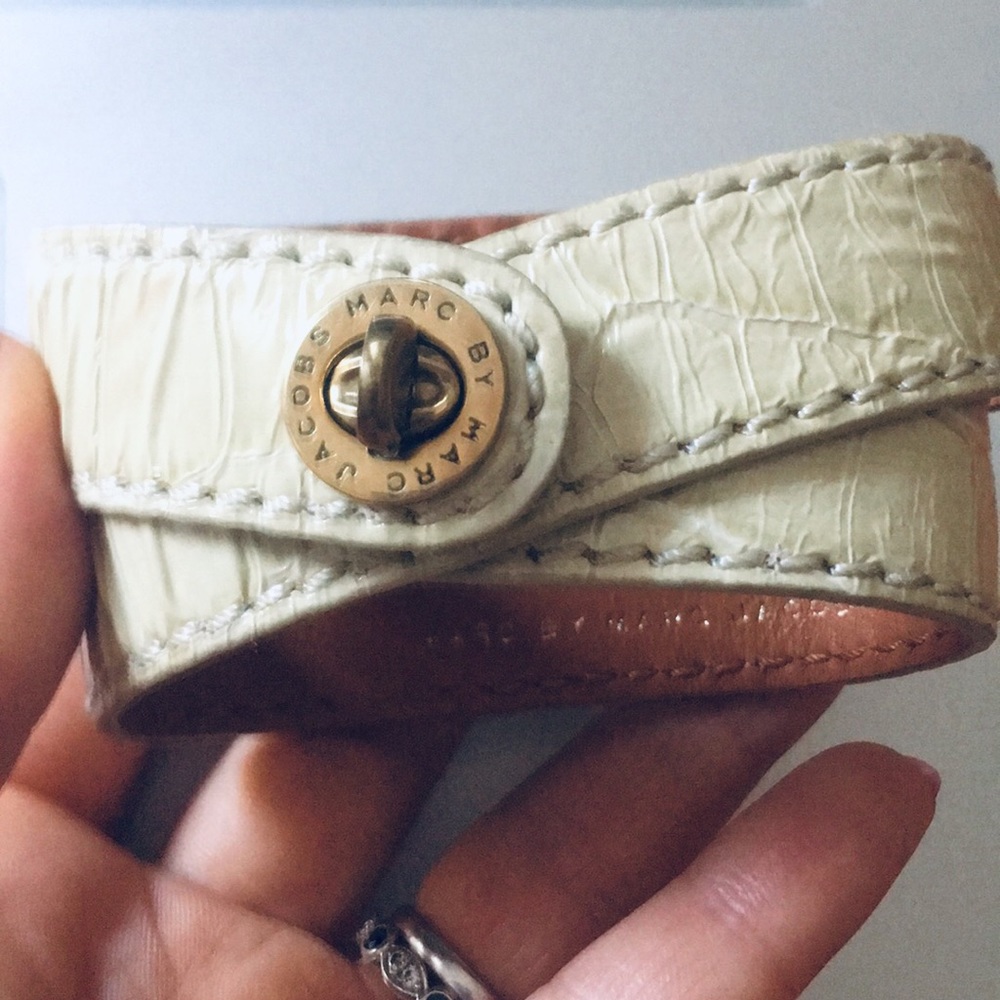 NWOT Marc Jacobs CREAM Leather DoubleWrap Bracelet